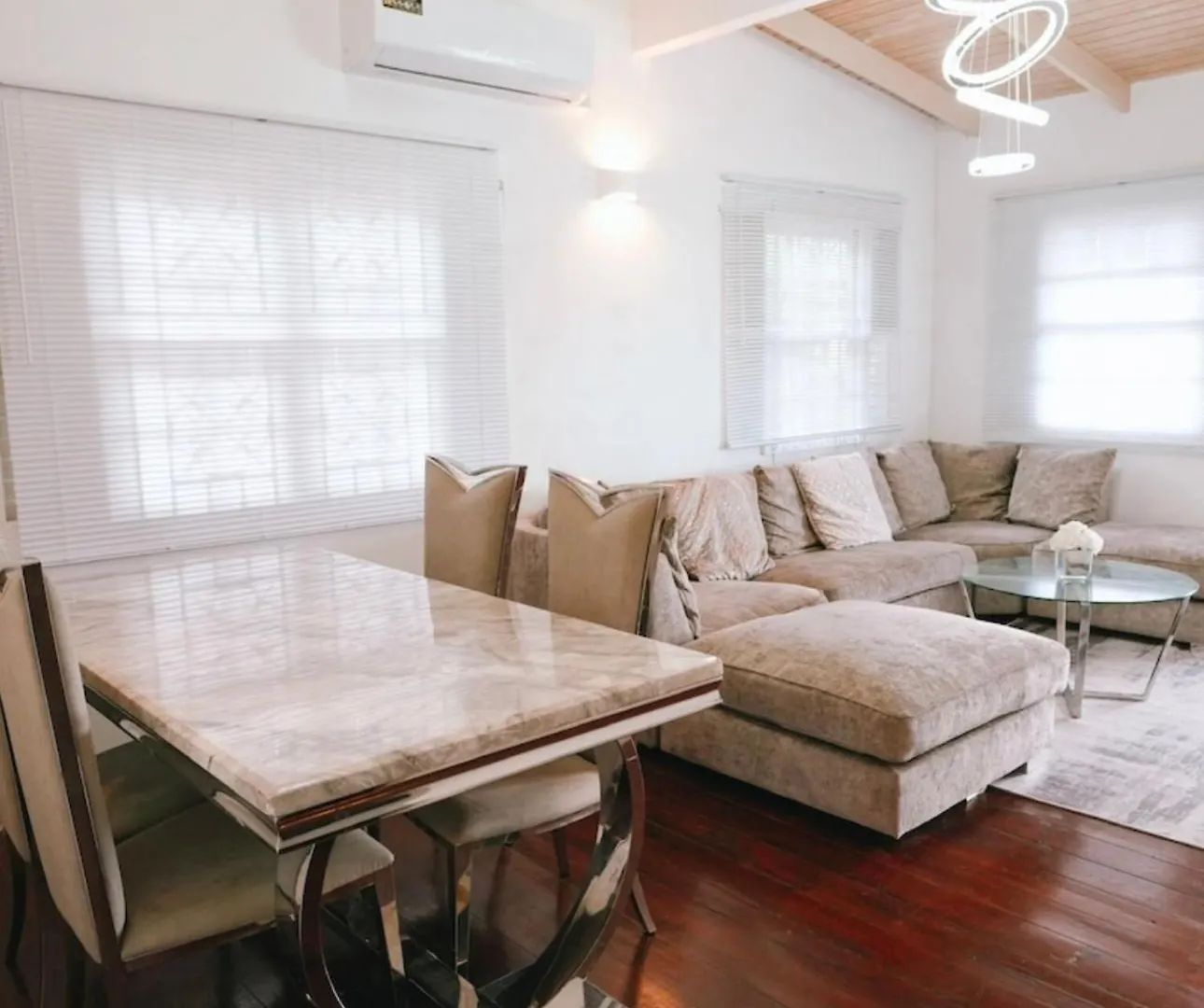 Modern Holiday Home Located Near The City Centre Of St George St. George's